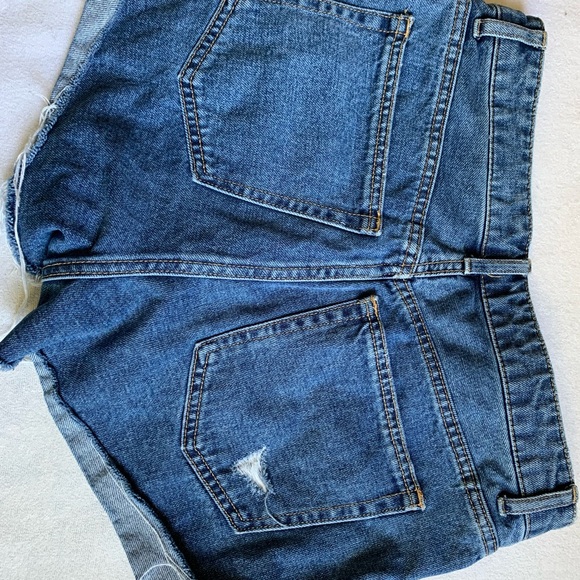 denim shorts h&m - Picture 3 of 4